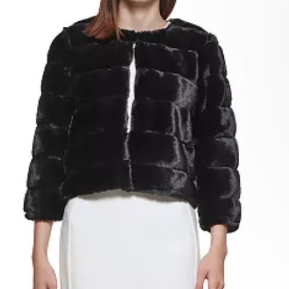 Calvin Klein  Faux-Fur Shrug (medium)